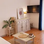 T2 Bord De Mer, Piscine, Parking Apartment *