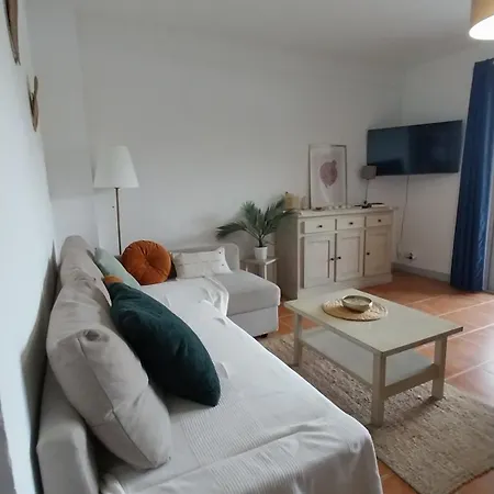 T2 Bord De Mer, Piscine, Parking Apartment